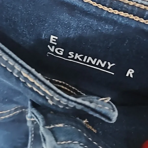 Women's Jeans - Picture 2 of 3